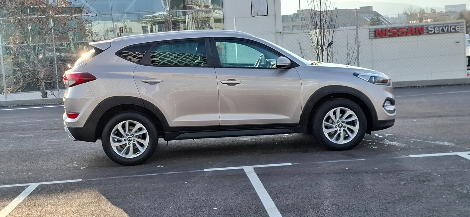 Hyundai Tucson 2.0 crdi 4x4 136 LED Automat  - изображение 7