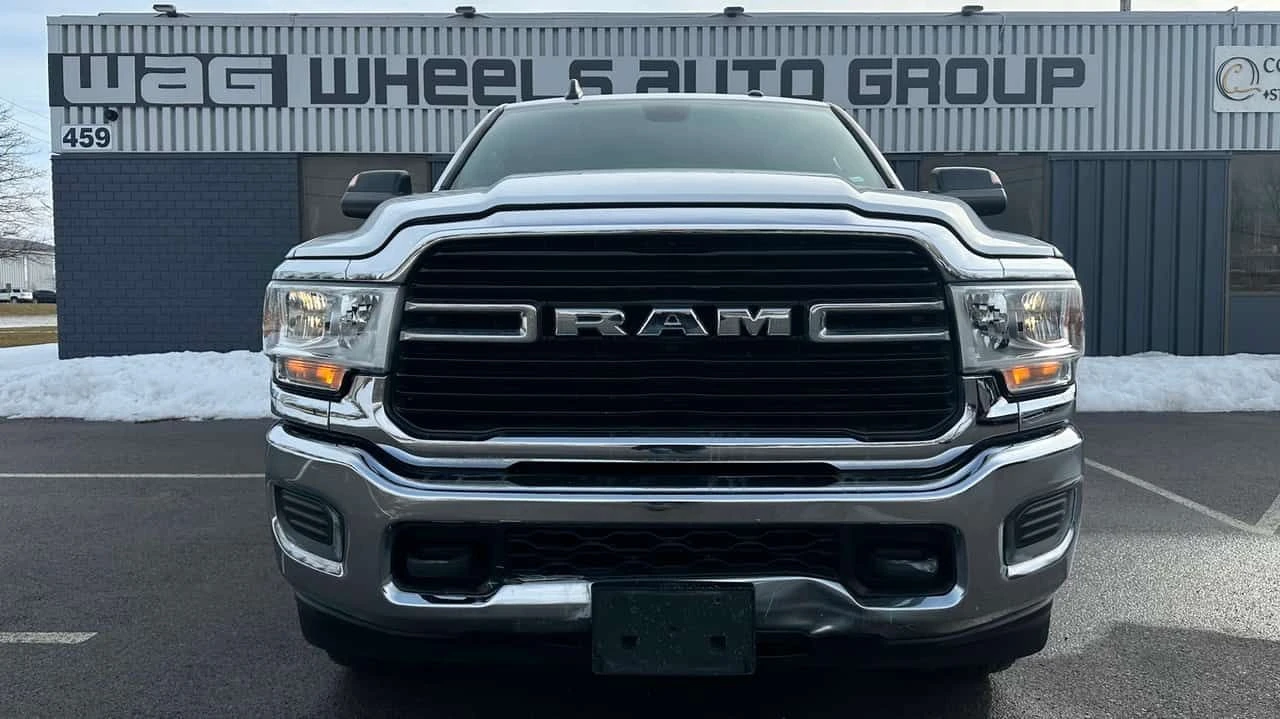 Dodge RAM 2500 Big Horn 4x4 Crew Cab 8  Box * �������� * Carfax | Mobile.bg � ����������� 6