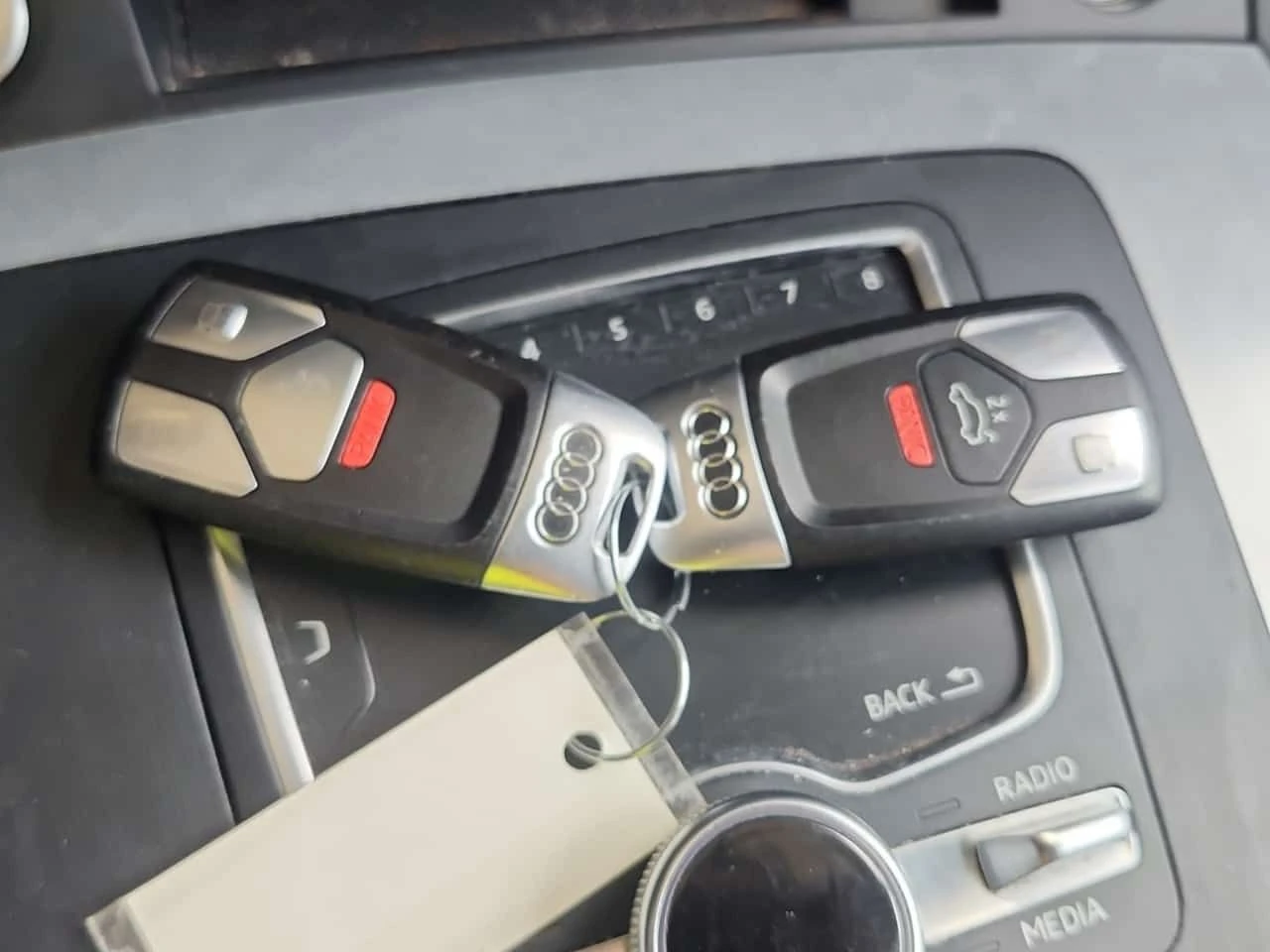 Audi Q5 PROGRESSIV /360/LED/ПОДГРЕВ/ПАНОРАМА, снимка 8 - Автомобили и джипове - 54356731