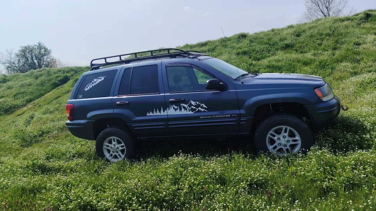 Jeep Grand cherokee 4.0 бензин/газ ЛИЗИНГ/БАРТЕР, снимка 3 - Автомобили и джипове - 54372515