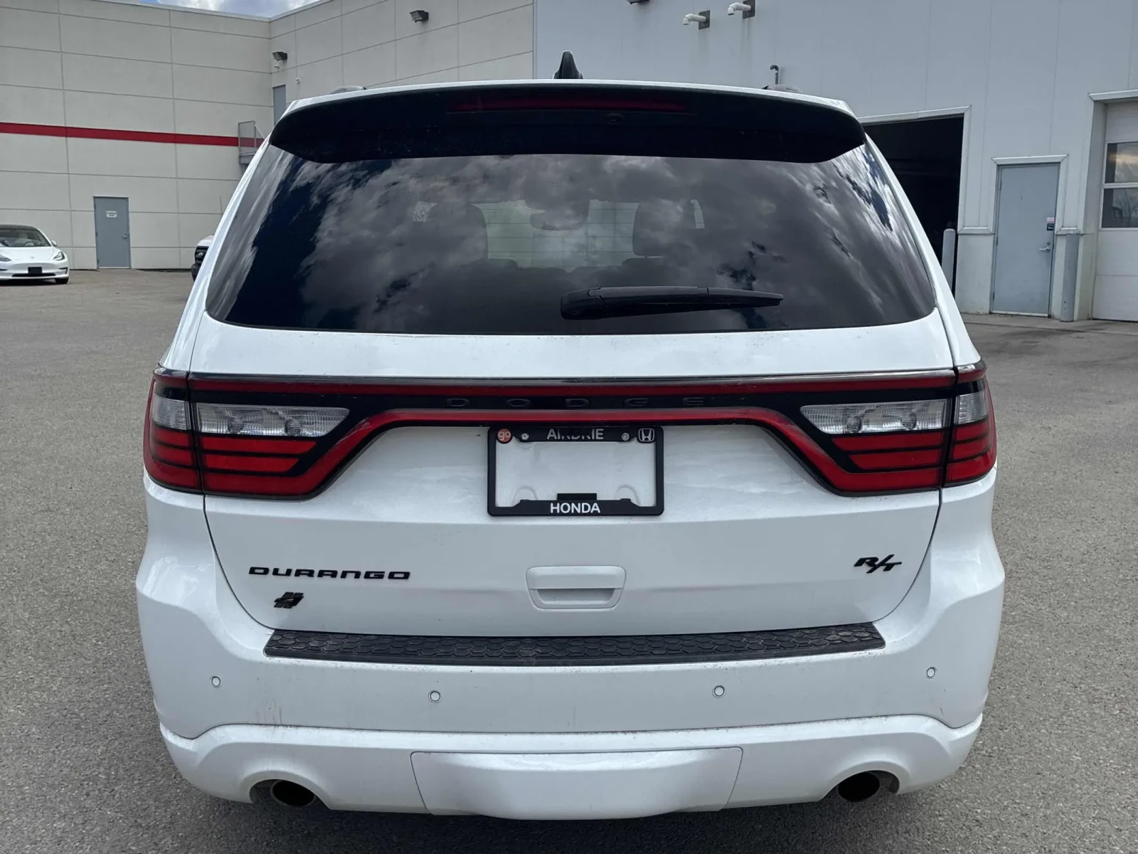 Dodge Durango CARFAX * АВТО КРЕДИТ * ПРОГНОЗНА ЦЕНА ДО БГ * , снимка 5 - Автомобили и джипове - 54623657