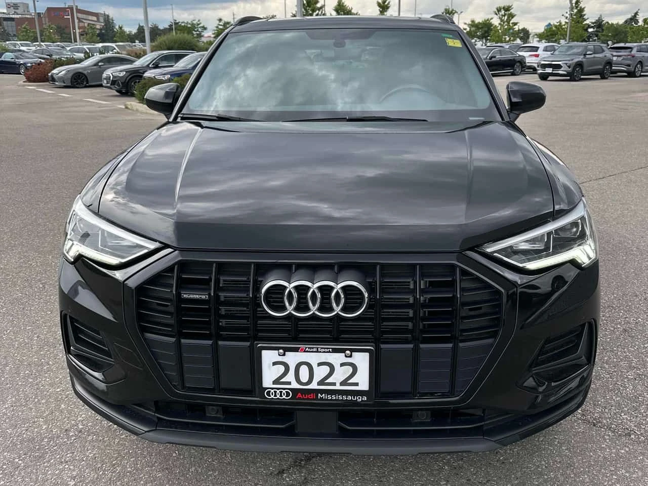 Audi Q3 * 45 TFSI quattro * CARFAX * ЦЕНА ДО БГ, снимка 2 - Автомобили и джипове - 55071872