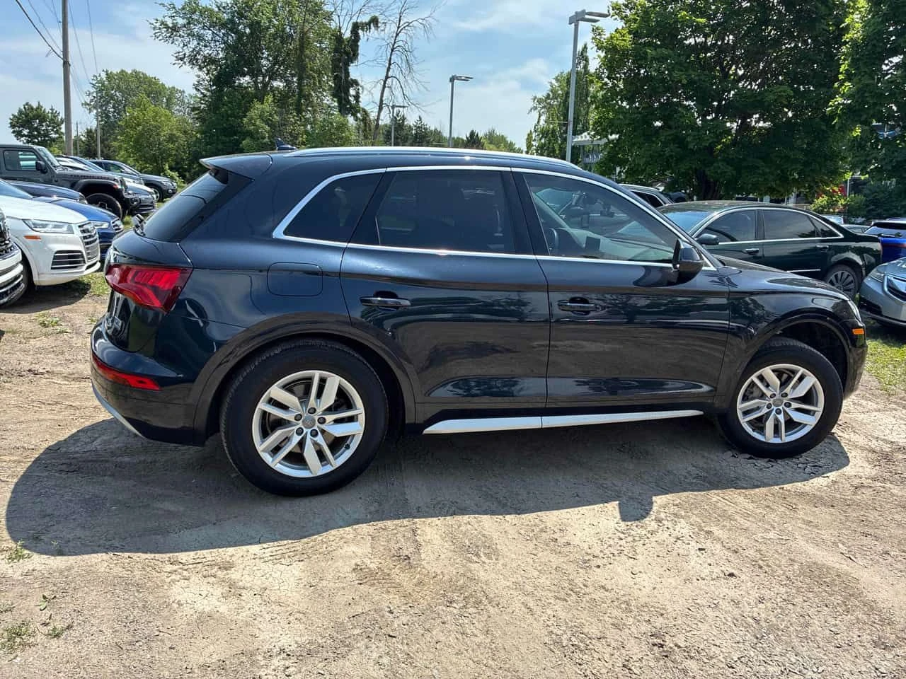 Audi Q5 * Komfort * CARFAX * ЦЕНА ДО БГ, снимка 4 - Автомобили и джипове - 55189400