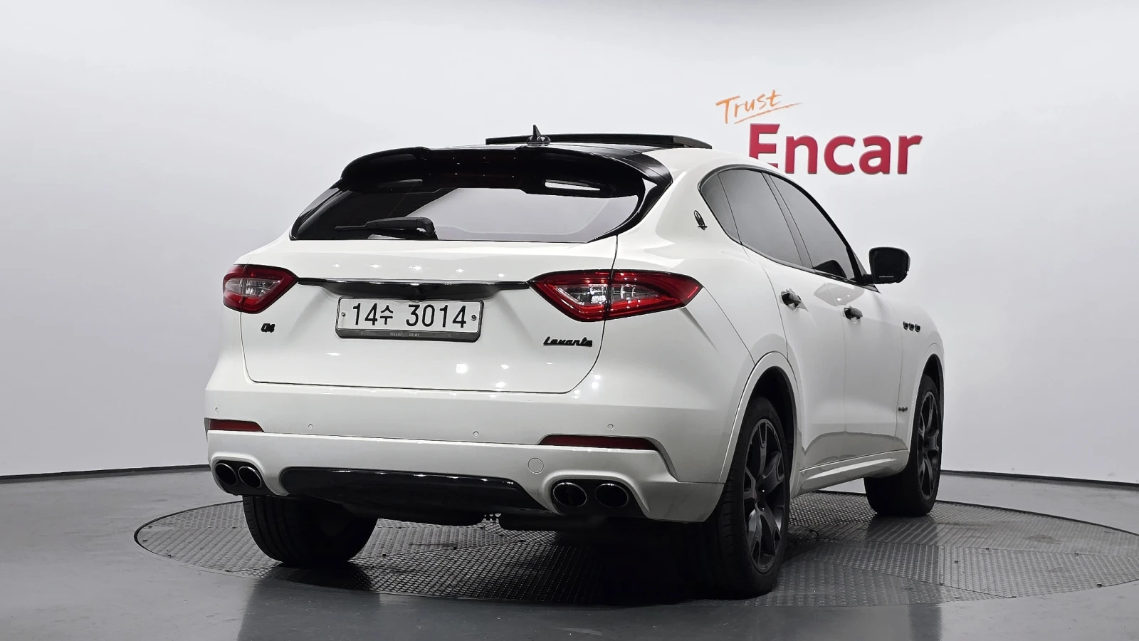Maserati Levante 3.0* ЕЛ. БАГАЖНИК* BLIND SPOT* ЛЮК* КРАЙНА ЦЕНА, снимка 2 - Автомобили и джипове - 55595228