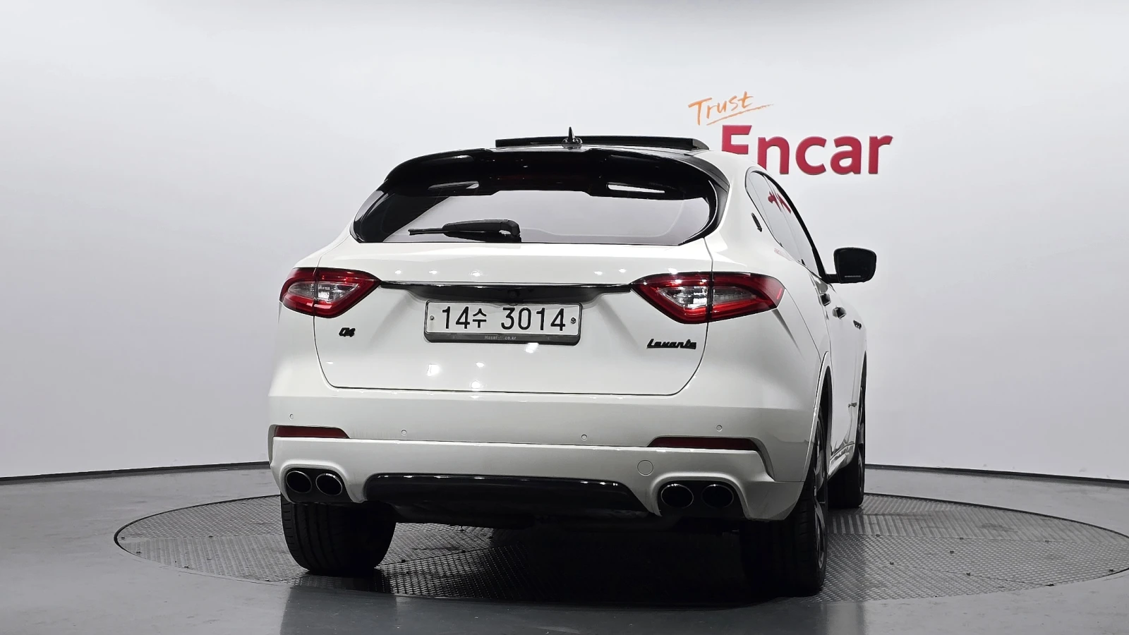 Maserati Levante 3.0* ЕЛ. БАГАЖНИК* BLIND SPOT* ЛЮК* КРАЙНА ЦЕНА, снимка 4 - Автомобили и джипове - 55595228