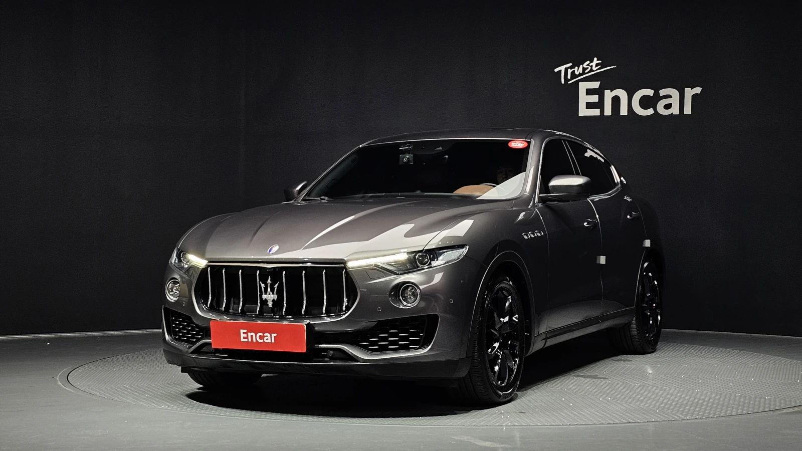 Maserati Levante 3.0d* BLIND SPOT* ЕЛ. БАГАЖНИК* ЛЮК* КРАЙНА ЦЕНА