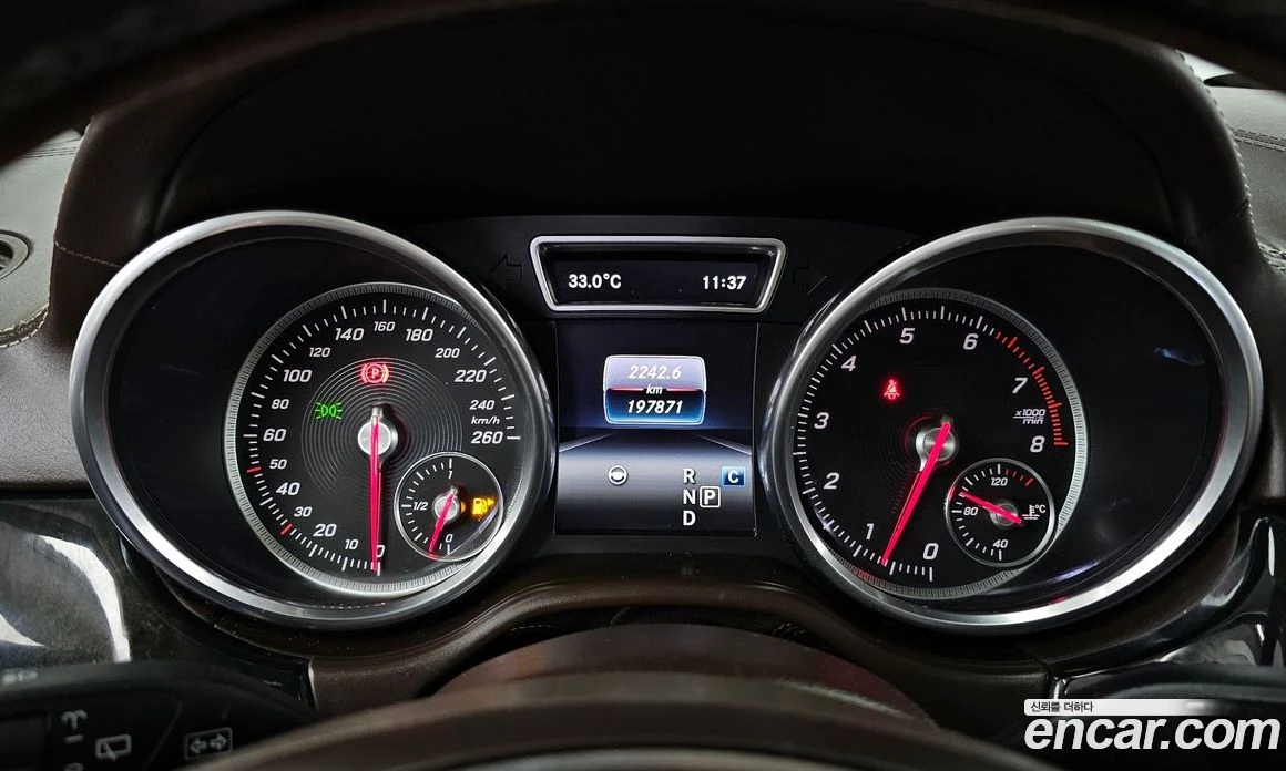 Mercedes-Benz GLS GLS500 4MATIC, снимка 8 - Автомобили и джипове - 56122319