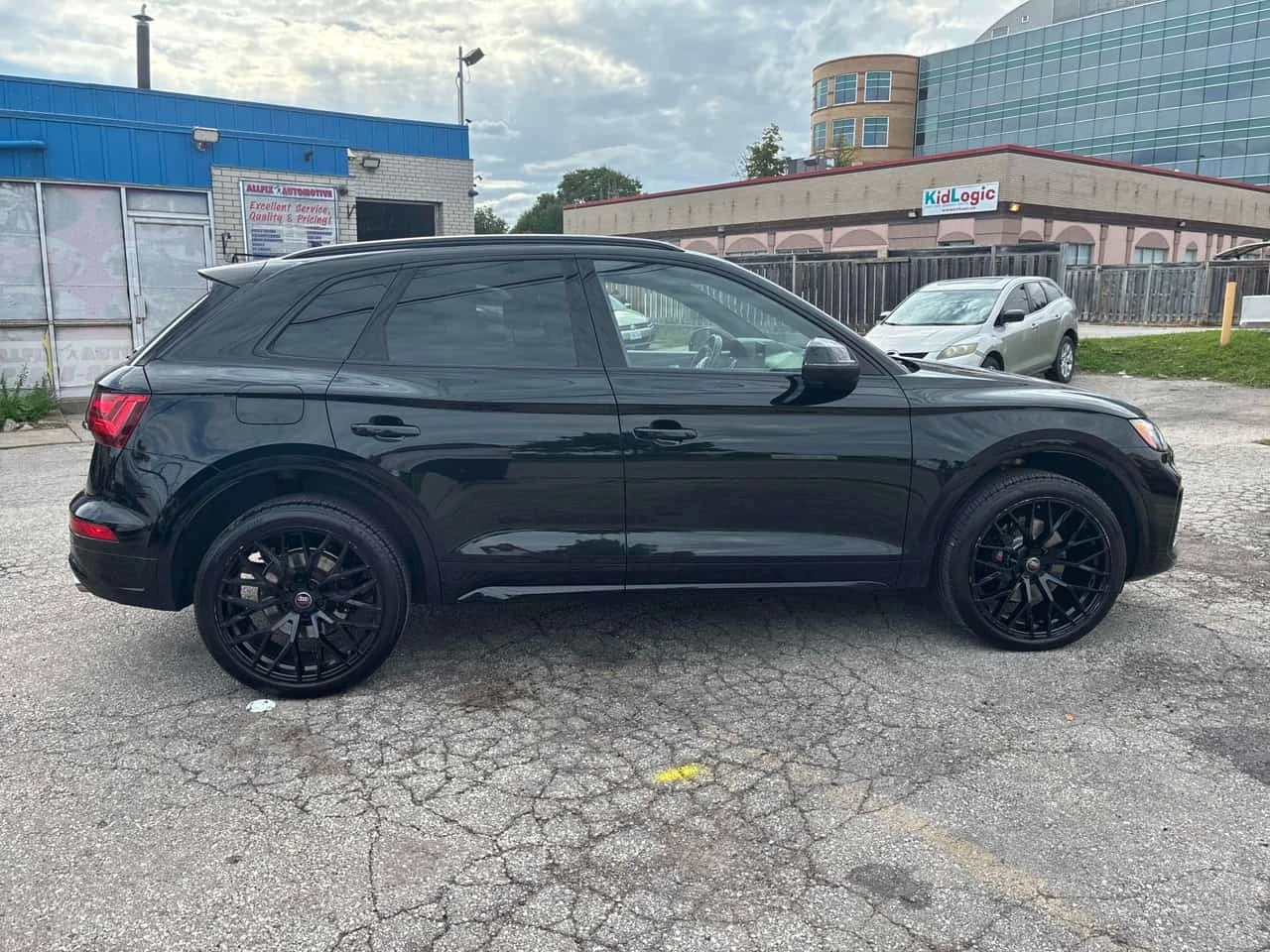Audi SQ5 Technik  CARFAX, снимка 3 - Автомобили и джипове - 56161476