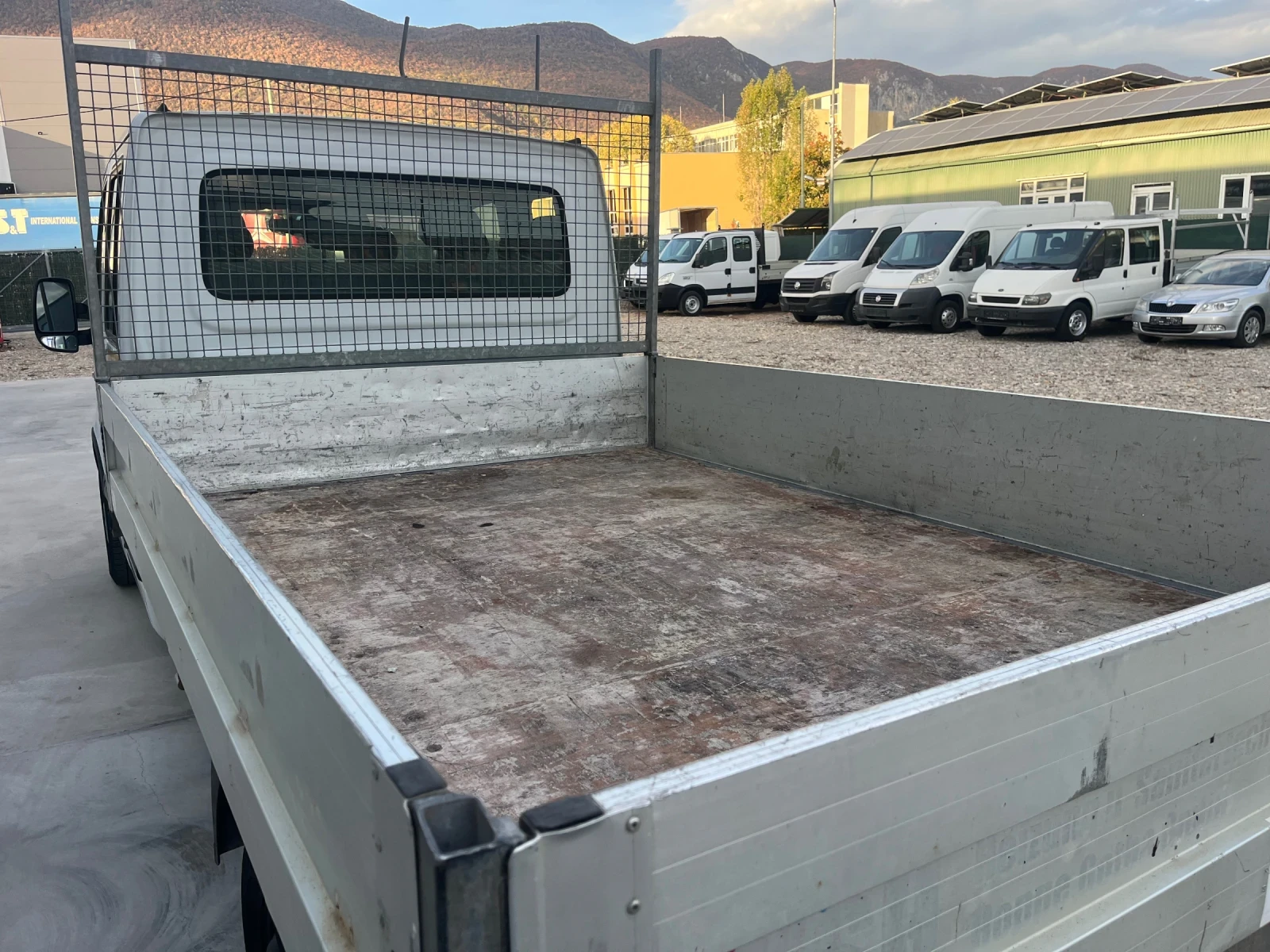 Renault Master 2.5 клима/7 места, снимка 10 - Бусове и автобуси - 56424025