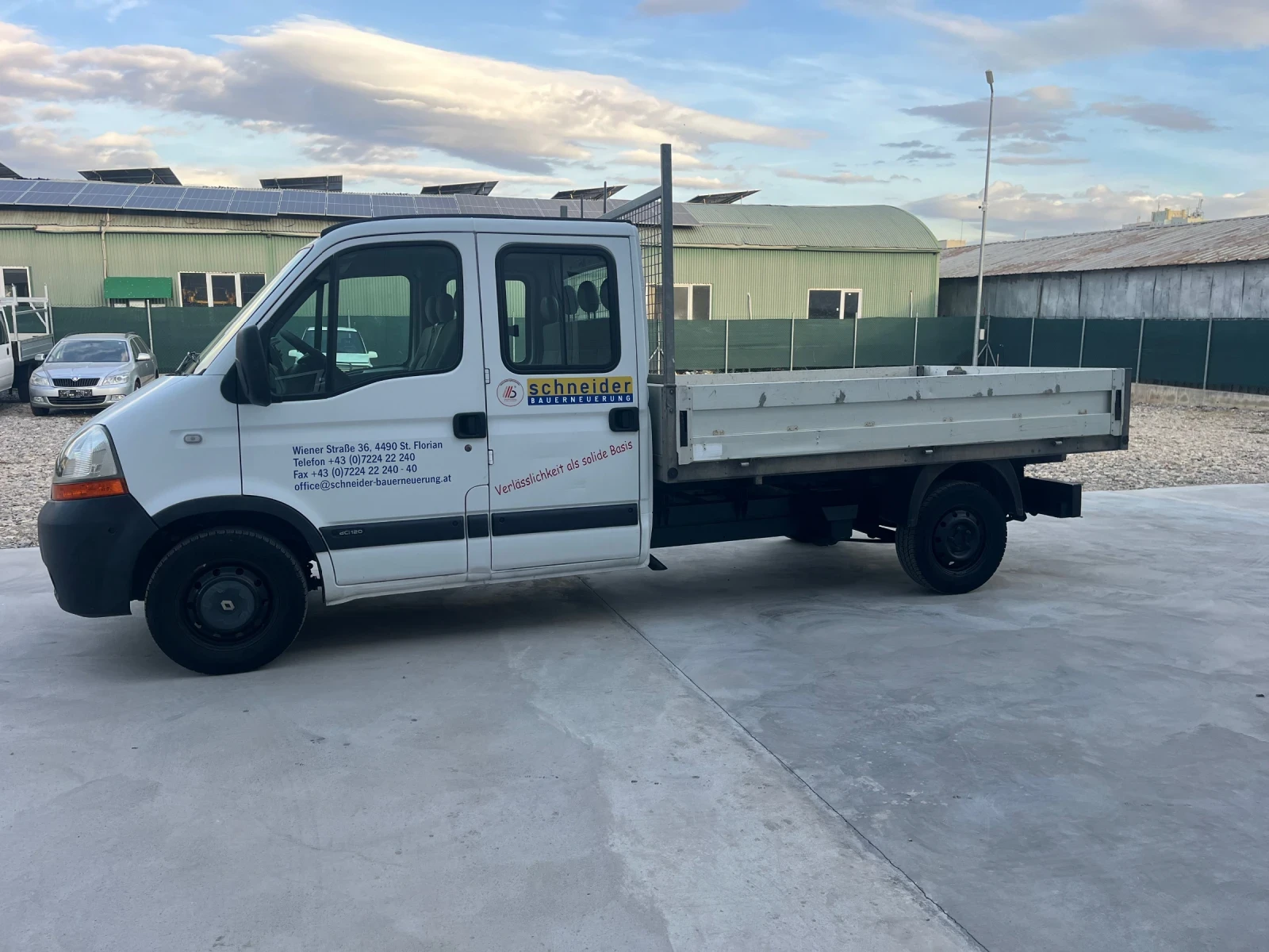 Renault Master 2.5 клима/7 места, снимка 4 - Бусове и автобуси - 56424025