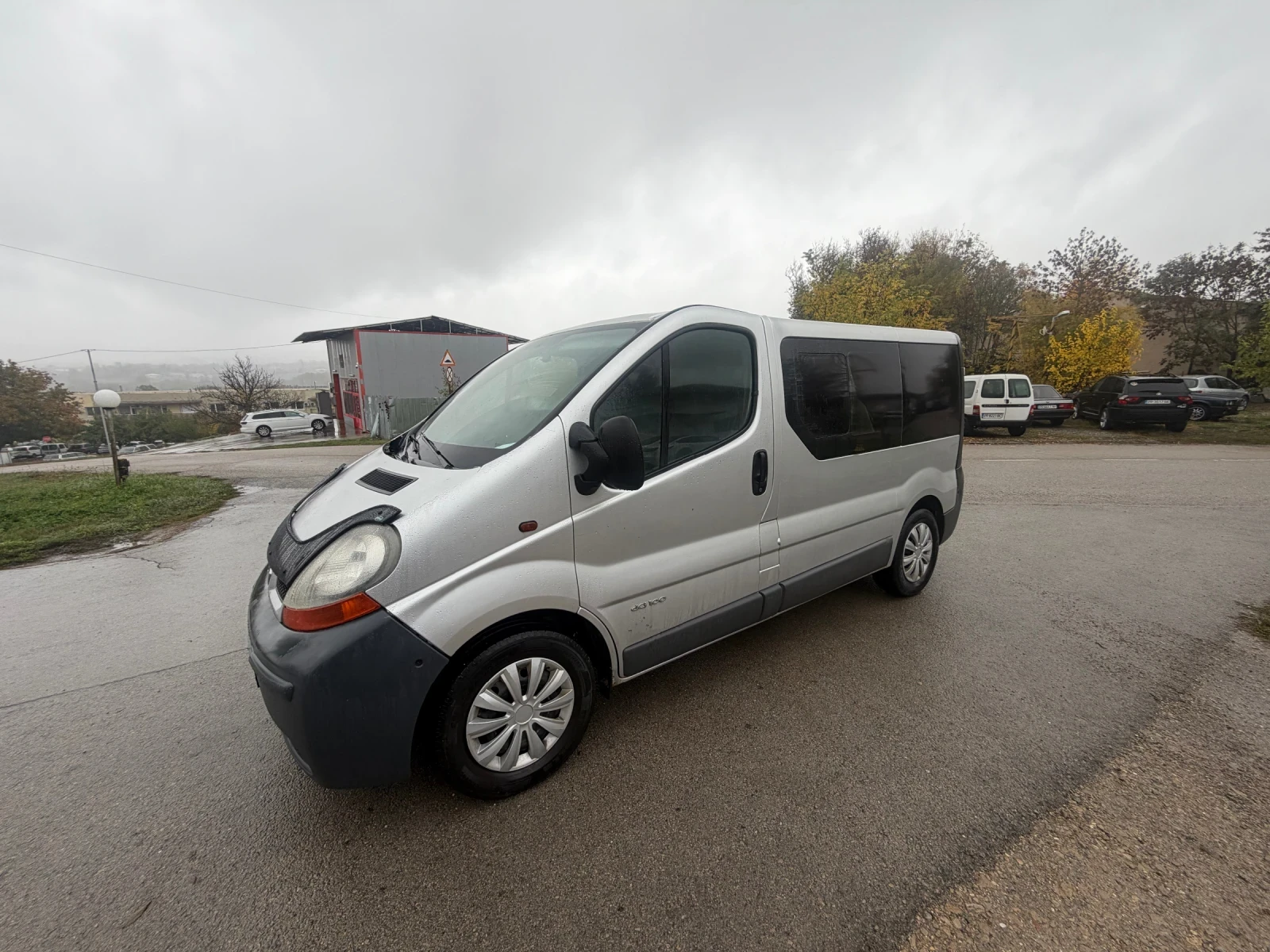 Renault Trafic 1.9DCI 101кс, снимка 2 - Бусове и автобуси - 56705921