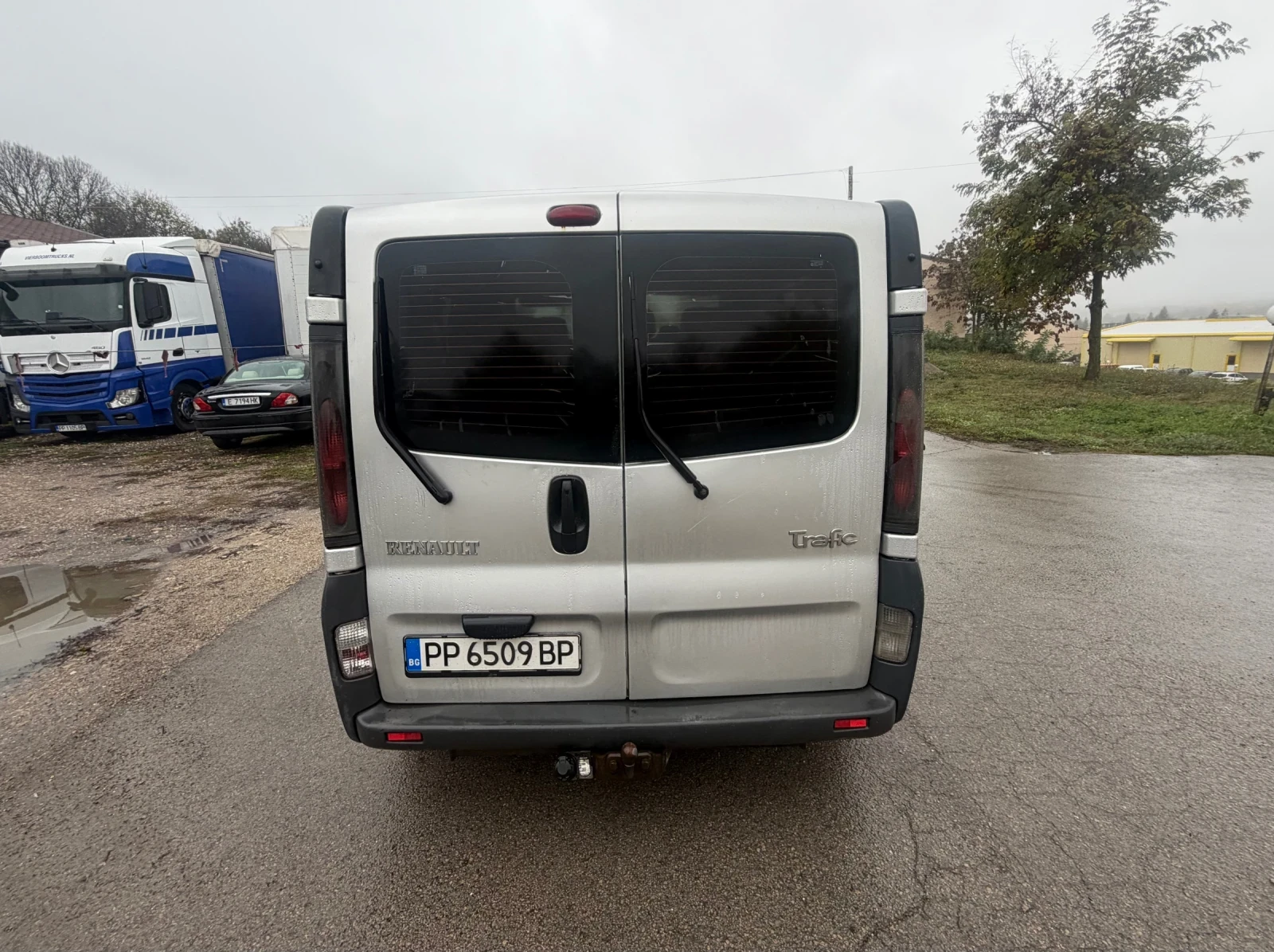 Renault Trafic 1.9DCI 101кс, снимка 6 - Бусове и автобуси - 56705921