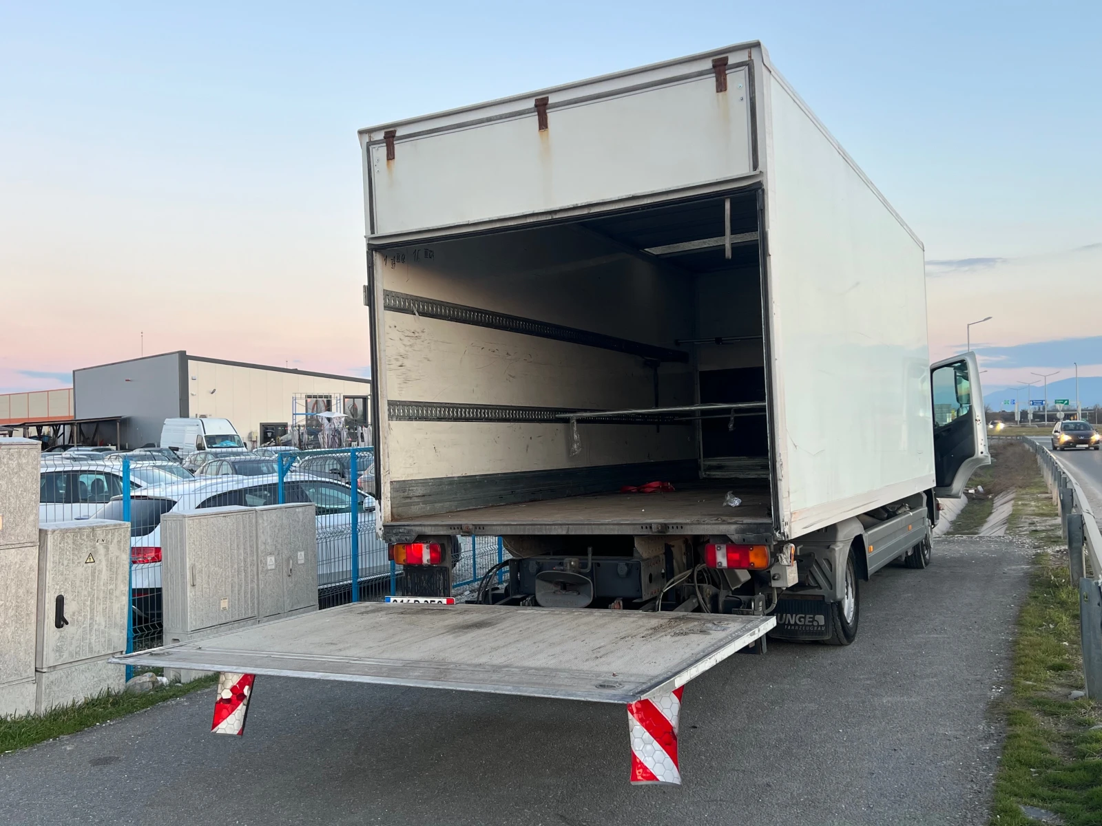 Mercedes-Benz Atego ������-818 �����-EVRO 5-����� ����-��� | Mobile.bg � ����������� 13