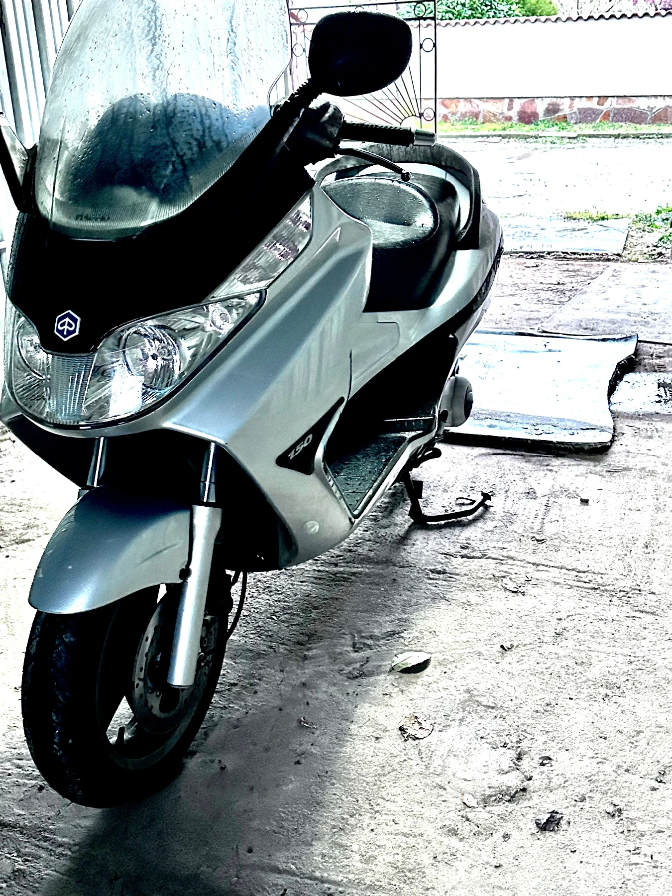 Piaggio X8  - изображение 2