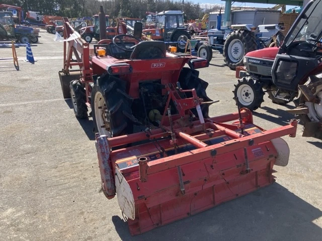 Трактор Kubota ВНОС 31.05.2026, снимка 7 - Селскостопанска техника - 54624337