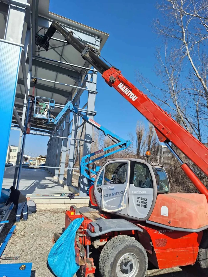 Телескопични товарачи Manitou MRT 2540, снимка 3 - Индустриална техника - 52375822