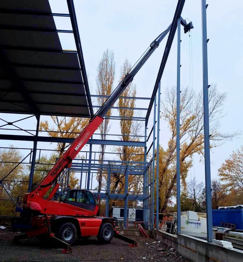 Телескопични товарачи Manitou MRT 2540, снимка 10 - Индустриална техника - 52375822