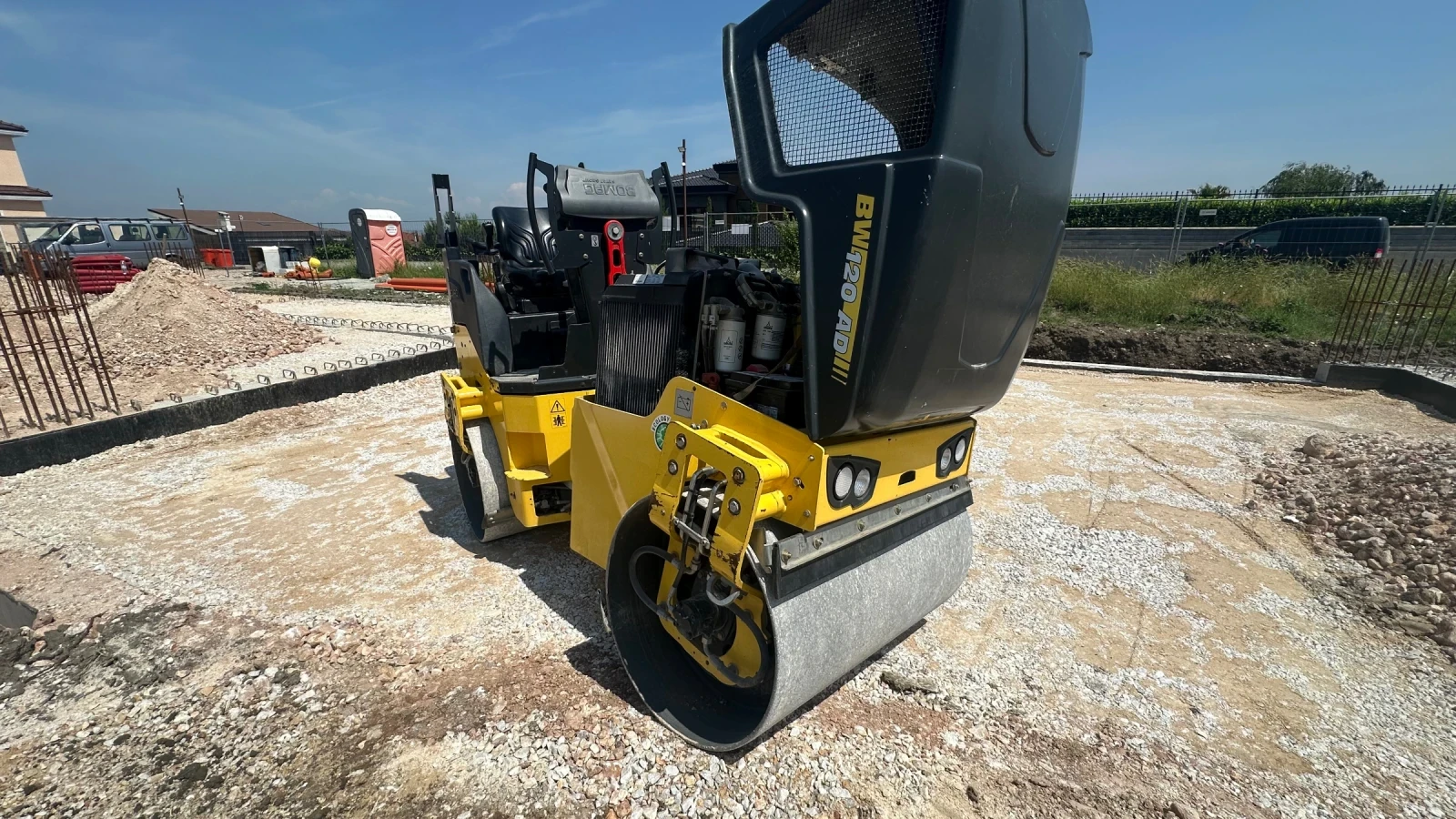 Валяк BOMAG BW120AD, снимка 8 - Индустриална техника - 54828088