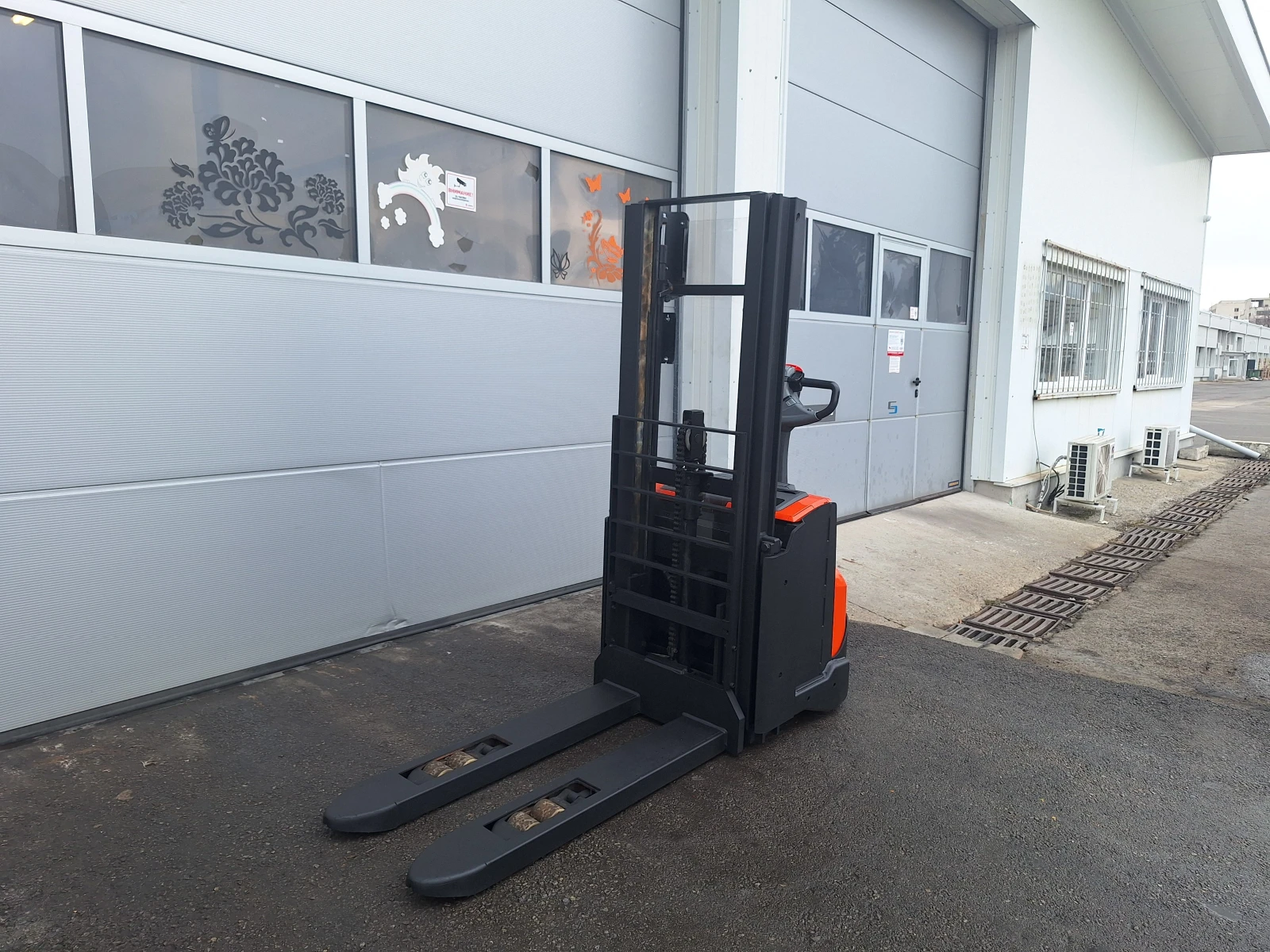  BT SWE140L   | Mobile.bg   3