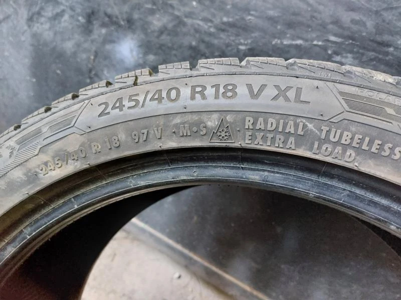 Гуми Зимни 245/40R18, снимка 7 - Гуми и джанти - 35773332