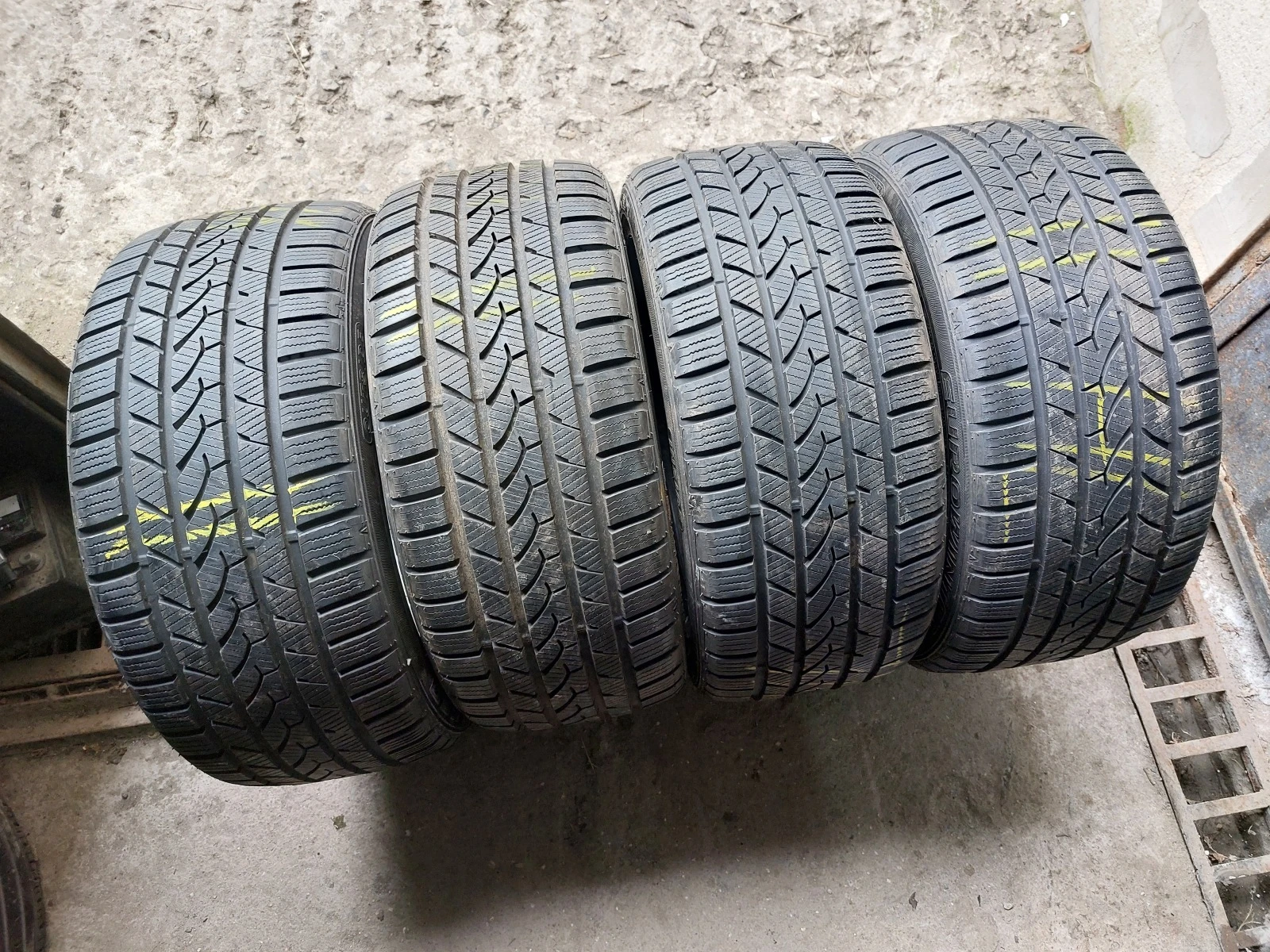���� 245/45R17 | Mobile.bg � ����������� 1