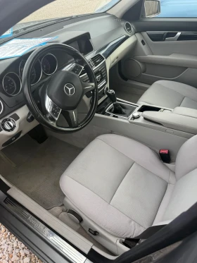 Mercedes-Benz C 220 2.2, снимка 6