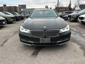 BMW 750 4dr Sdn xDrive/ОБДУХВАНЕ/360 CAM/АМБИЕНТНО, снимка 2
