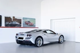 Обява за продажба на Ferrari F8 TRIBUTO/ COUPE/ CARBON/ CERAMIC/ JBL/  ~ 335 976 EUR - изображение 4