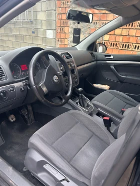 Обява за продажба на VW Golf Климатроник, Ел.стакла, автопилот ~6 000 лв. - изображение 4