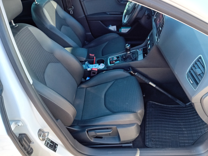 Seat Leon 1,4 150кс. FULL LED, снимка 8 - Автомобили и джипове - 45224321