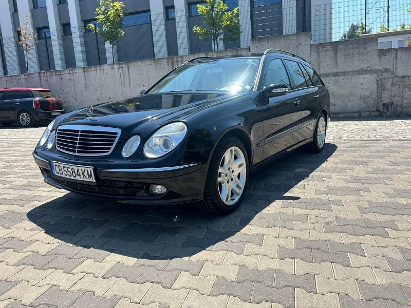 Mercedes-Benz E 320, снимка 3 - Автомобили и джипове - 46611613