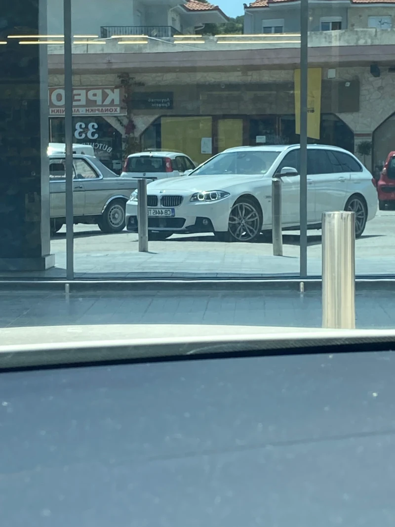 BMW 530 Xd, снимка 10 - Автомобили и джипове - 48886028