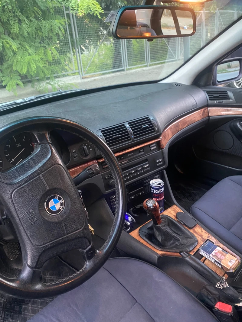 BMW 525, снимка 2 - Автомобили и джипове - 49175442