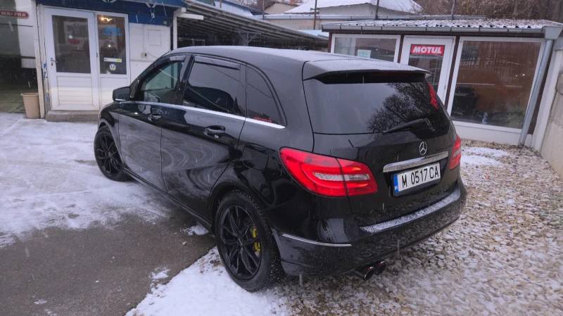 Mercedes-Benz B 180, снимка 4 - Автомобили и джипове - 49513384