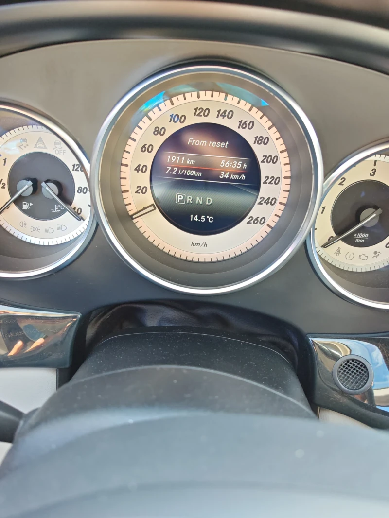 Mercedes-Benz CLS 350 Швейцария* Реални Км.* TOP!!! 4matic!, снимка 15 - Автомобили и джипове - 52072537