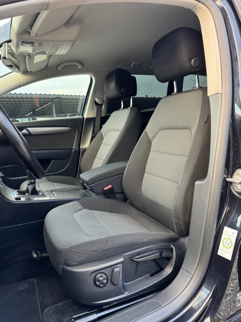 VW Passat 2.0 140kc, снимка 14 - Автомобили и джипове - 52594390