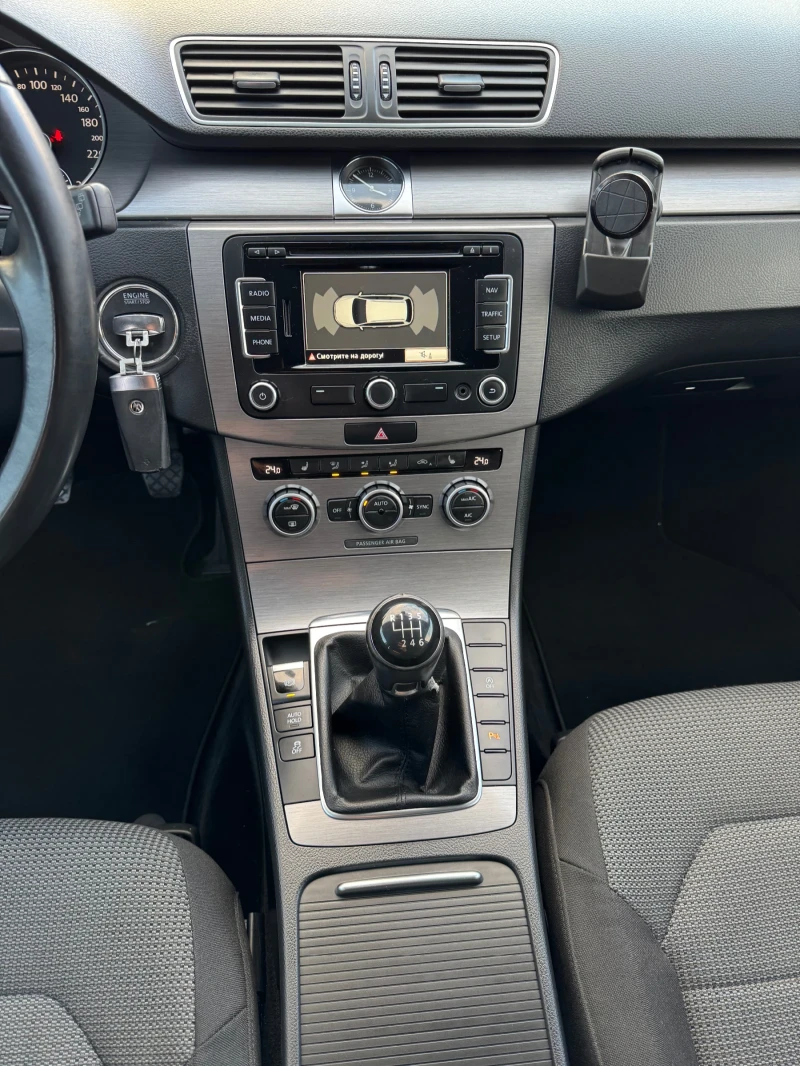 VW Passat 2.0 140kc, снимка 12 - Автомобили и джипове - 52594390