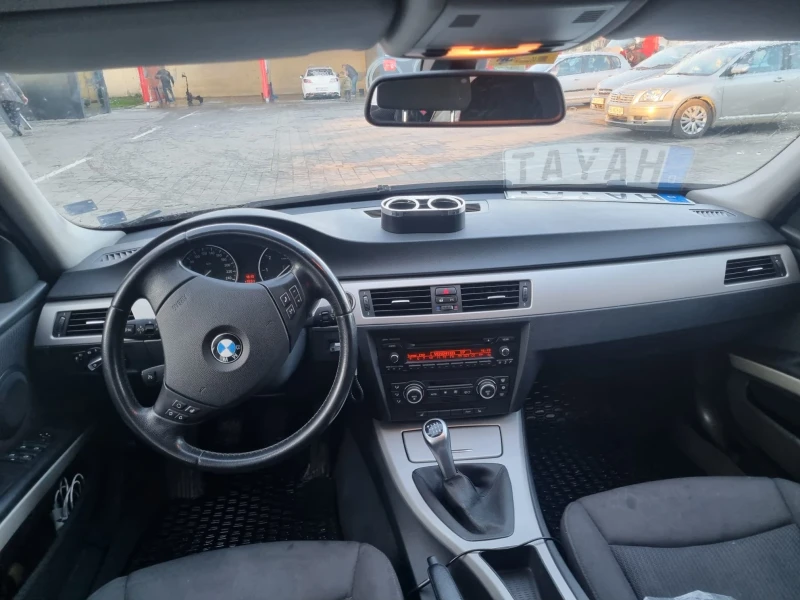 BMW 318, снимка 10 - Автомобили и джипове - 52787831