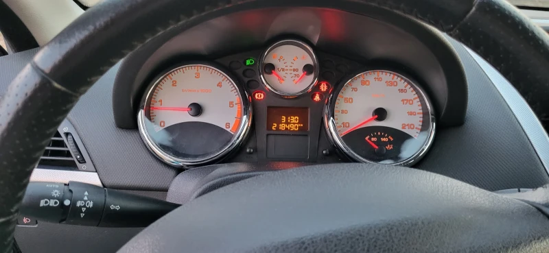 Peugeot 207, снимка 10 - Автомобили и джипове - 53245659