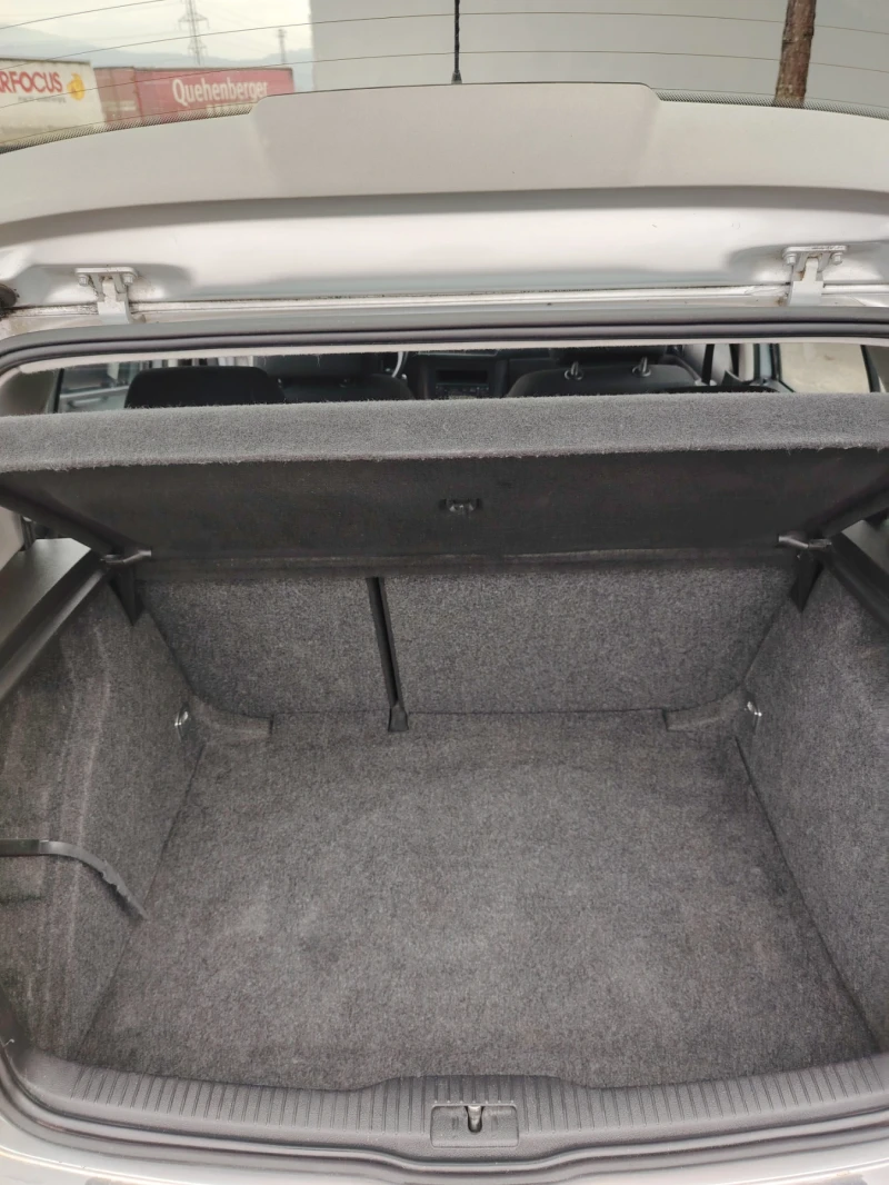 VW Golf, снимка 11 - Автомобили и джипове - 53470278