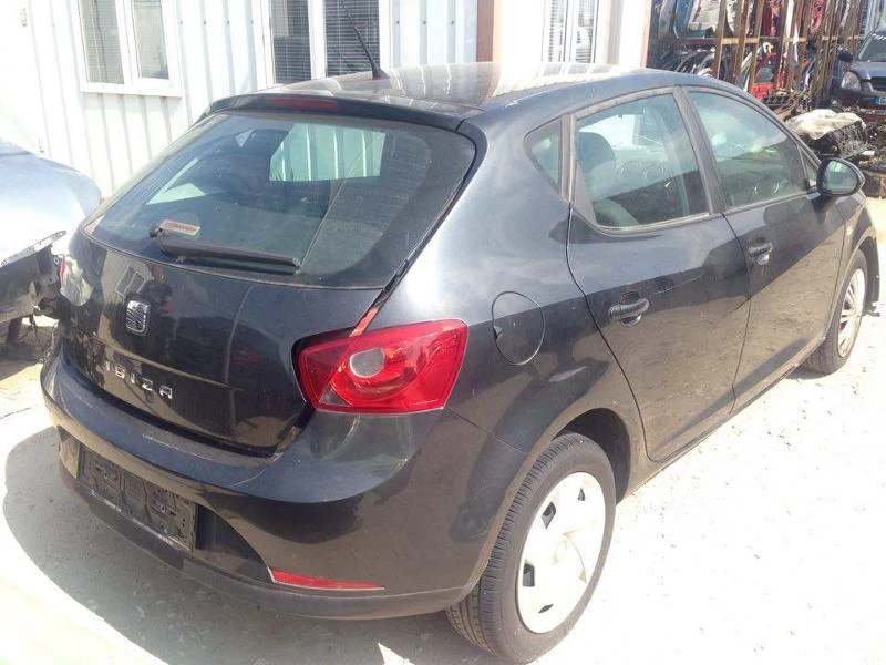 Seat Ibiza 1.2i 12V CGP, снимка 1 - Автомобили и джипове - 18400138