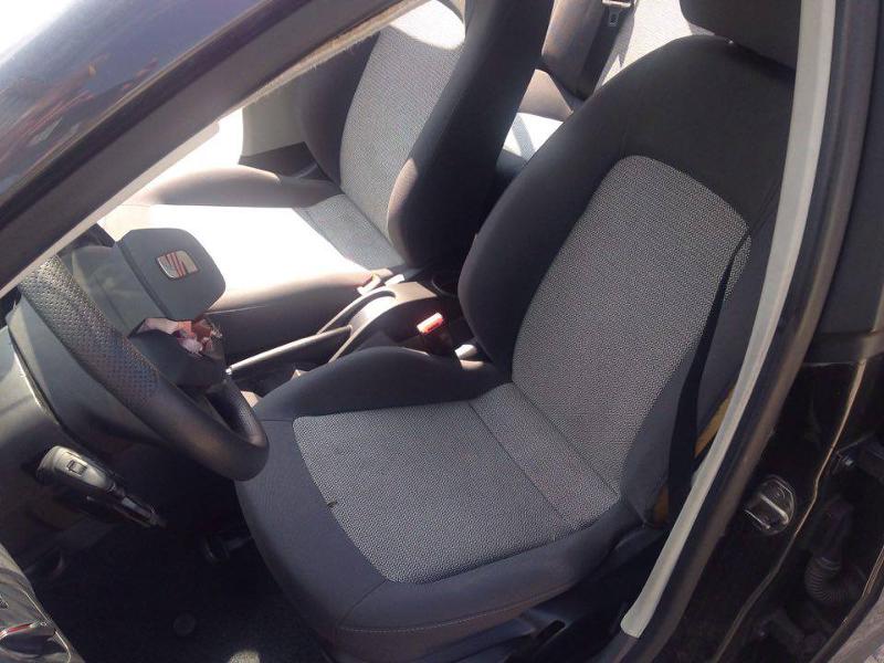 Seat Ibiza 1.2i 12V CGP, снимка 5 - Автомобили и джипове - 18400138