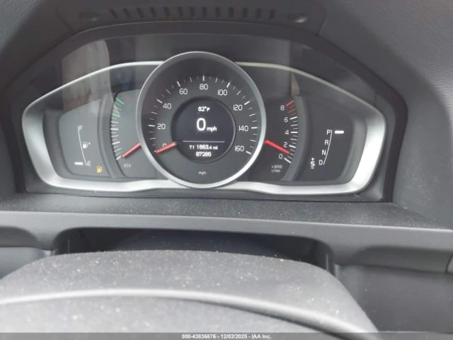 Volvo S60 AWD* T5 MOMENTUM* DYNAMIC* ПАМЕТ* NAVI* REMOTE - изображение 6