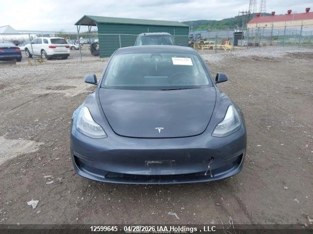 Tesla Model 3 Лонг Рейндж 4x4 термопомпа, снимка 12 - Автомобили и джипове - 54721810