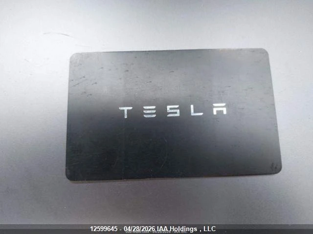 Tesla Model 3 Лонг Рейндж 4x4 термопомпа, снимка 11 - Автомобили и джипове - 54721810