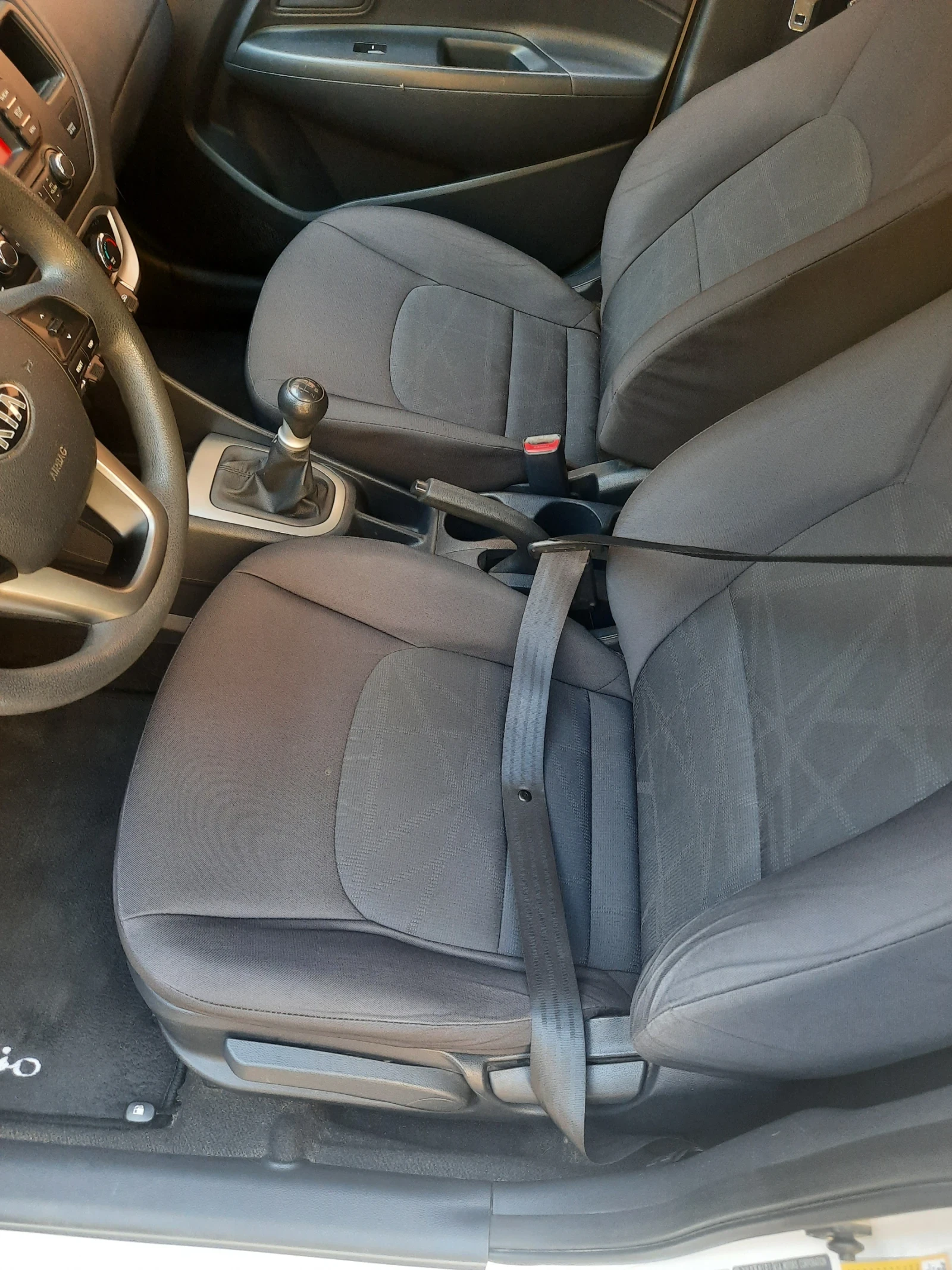 Kia Rio 1.25 бензин + ГАЗ | Mobile.bg — изображение 11