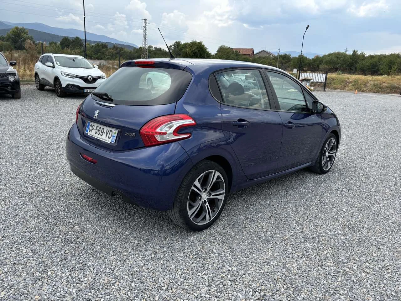 Peugeot 208 1.4 Нов Внос, Euro 5B - изображение 5