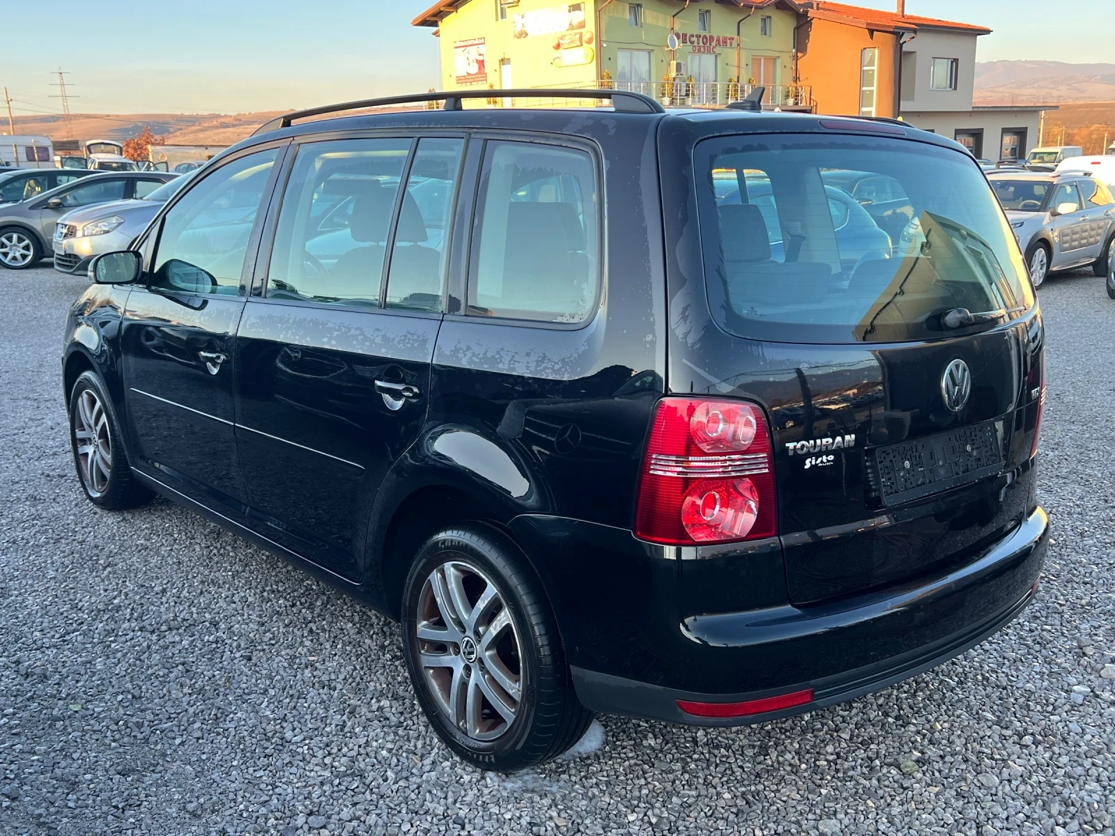 VW Touran 1.9/7 места/7 скорости /автомат - изображение 3