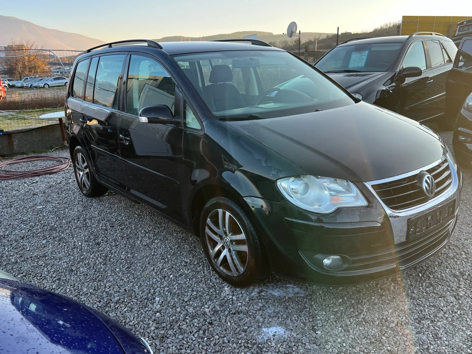 VW Touran 1.9/7 места/7 скорости /автомат - изображение 7