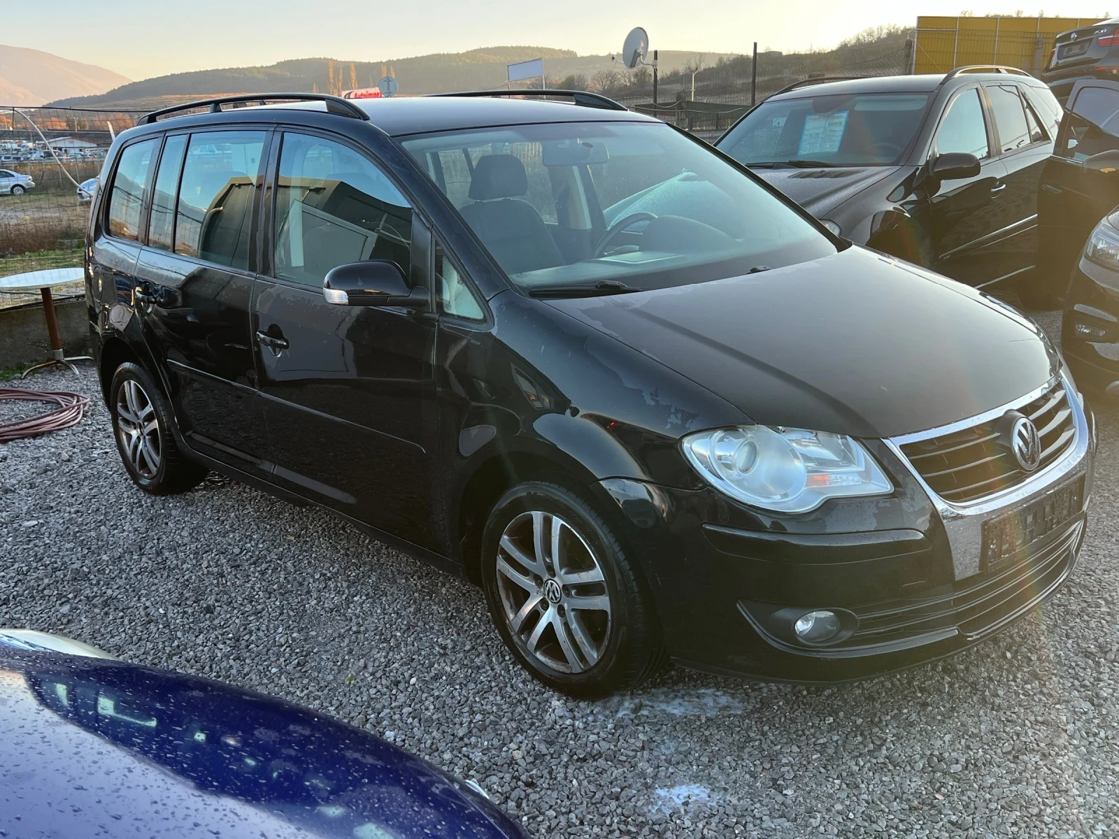 VW Touran 1.9/7 места/7 скорости /автомат - изображение 9